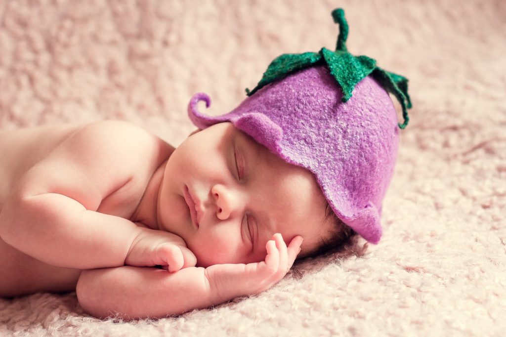 Comment faire dormir bébé : les recommandations de l'OMS