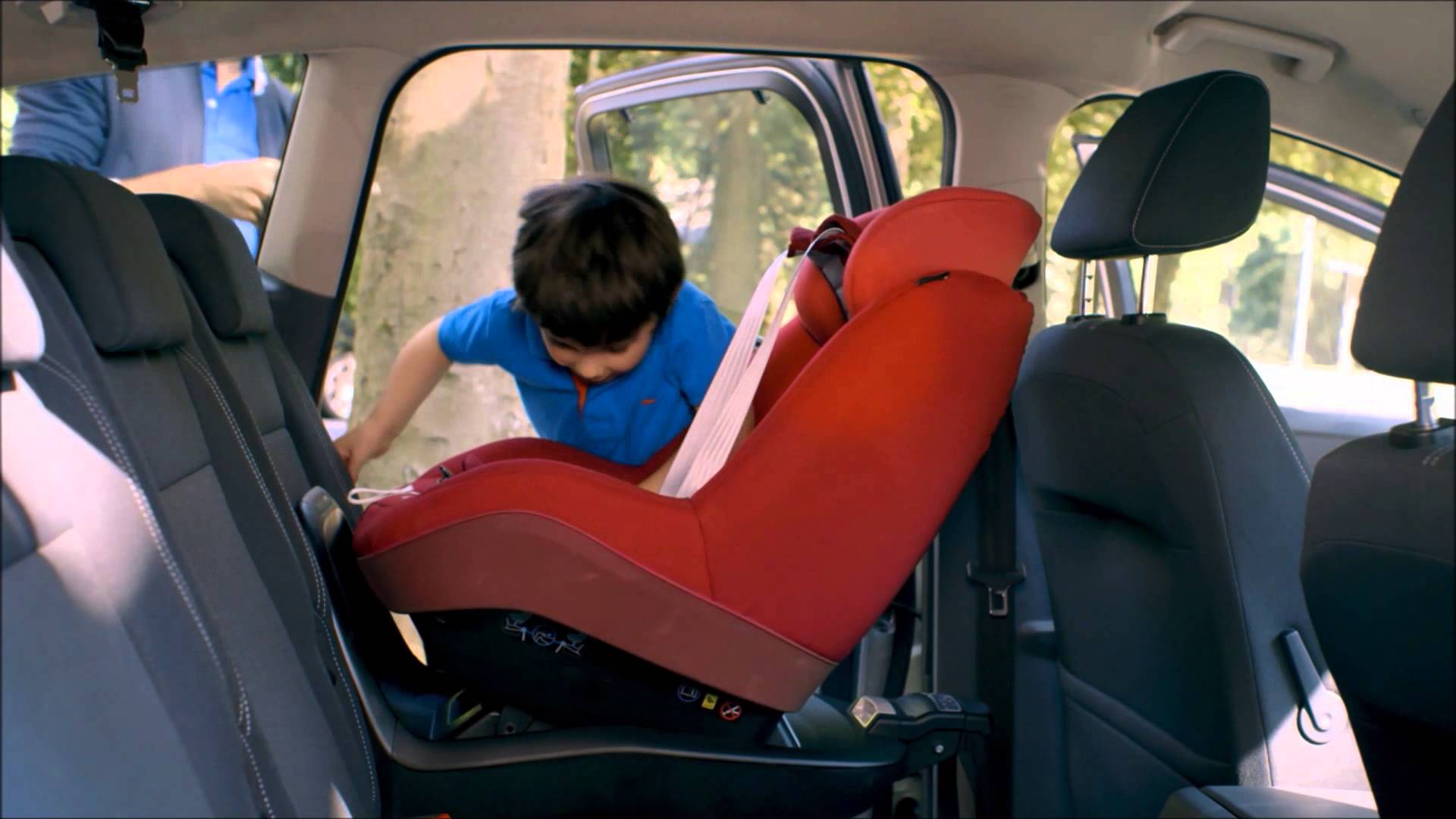 Meilleurs sièges auto pivotants pour bébé : test & séléction
